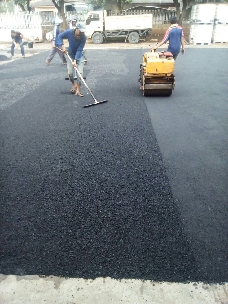 تنفيذ سفلتة الطرق في النماص بأحدث المعدات